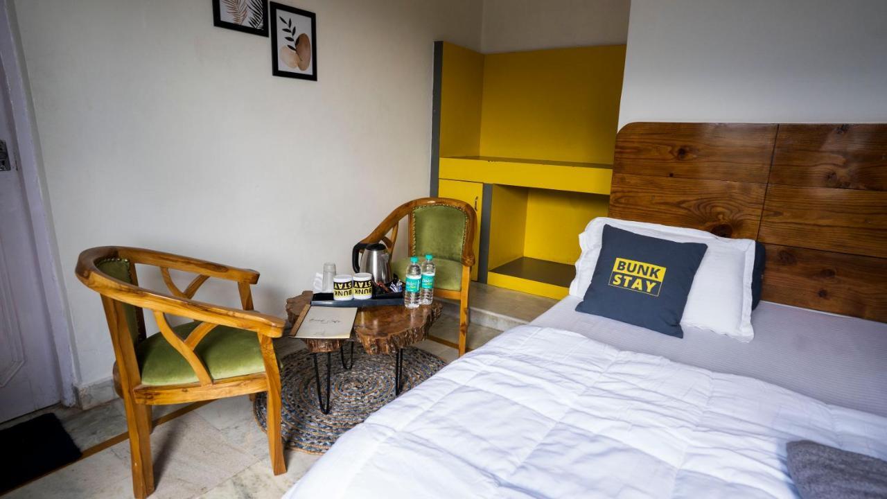 Bunkstay Coworking Hostel & Glamping Rishīkesh Exterior foto