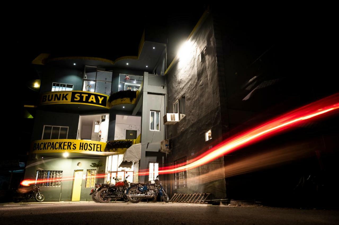 Bunkstay Coworking Hostel & Glamping Rishīkesh Exterior foto